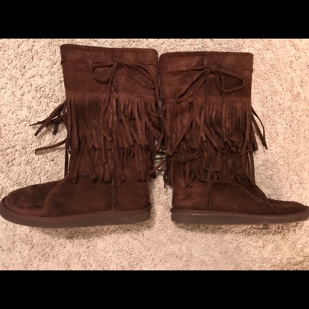 Brown tassel boots
